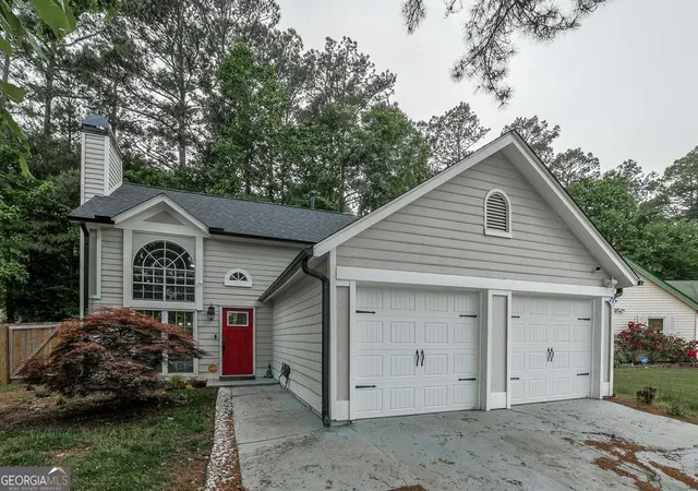 1st image of 2005 Downs Pl, Lithonia, GA 30058 | MLS# 10758094