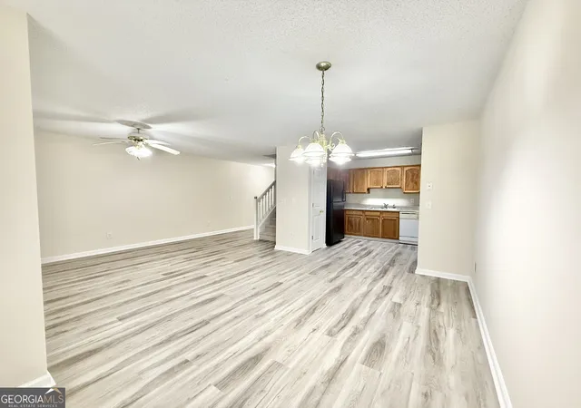 4th image of 1425 Maple Valley Ct, Union City, GA 30291 | MLS# 10775881