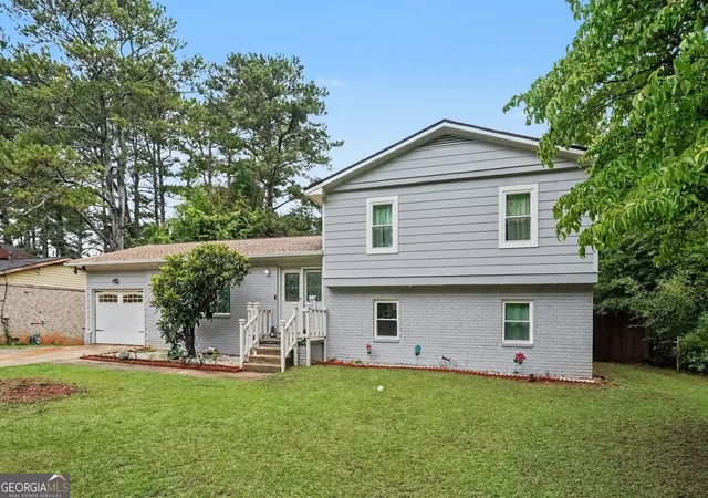 4th image of 4276 Indian Forest Rd, Stone Mountain, GA 30083 | MLS# 10817651