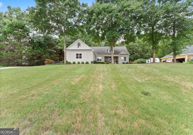 5th image of 860 Lakeview Dr, Commerce, GA 30529 | MLS# 10811460