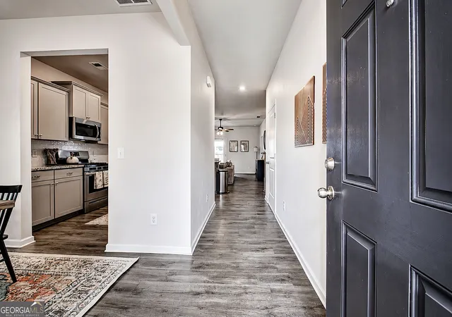 Photo 3 of Single family home for sale at 47 Westover Rd Se, Cartersville, GA 30120 | MLS# 10813270 | Listing updated on 2026-09-27