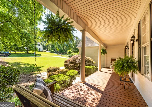 3rd image of 305 South Shore Dr, Newnan, GA 30263 | MLS# 10723639