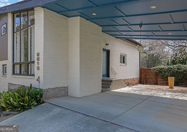 4th image of 2213 Leafmore Dr, Decatur, GA 30033 | MLS# 10708769