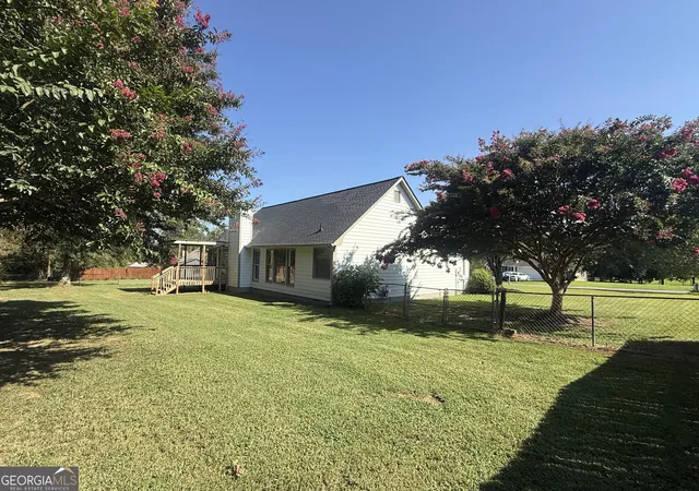 Photo 3 of Single family home for sale at 132 Ashley Ter Se, Calhoun, GA 30701 | MLS# 10833874 | Listing updated on 2026-09-17