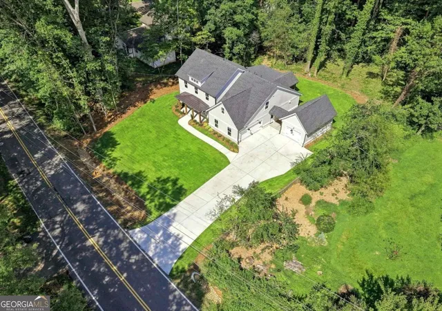 Photo 3 of Single family home for sale at 2747 Bob Cox Rd Nw, Marietta, GA 30064 | MLS# 10826374 | Listing updated on 2026-08-28