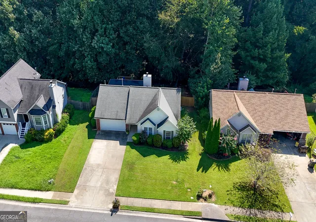 Photo 2 of Single family home for sale at 1059 Athena Ct, Acworth, GA 30101 | MLS# 10825905 | Listing updated on 2026-09-06