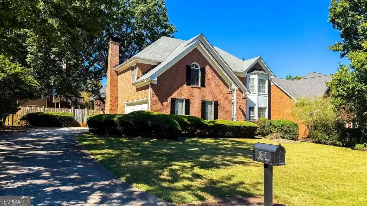 Single family home for sale at 5630 Vicarage Walk, Alpharetta, GA 30005 | MLS# 10854903