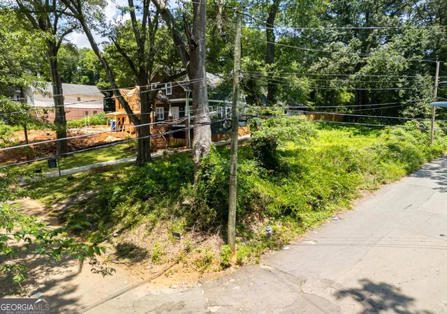 Photo 3 of Land for sale at 1981 Lois Pl, Atlanta, GA 30318 | MLS# 10623293 | Listing updated on 2025-10-25