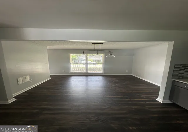 Photo 2 of Single family home for sale at 261 Kelley Ln, Dallas, GA 30132 | MLS# 10808965 | Listing updated on 2026-10-17