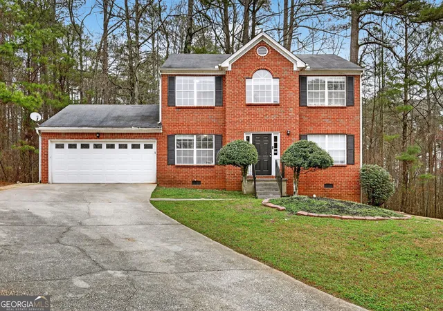 Single family home for sale at 5814 Shadow Crk Dr, Lithonia, GA 30058 | MLS# 10710331