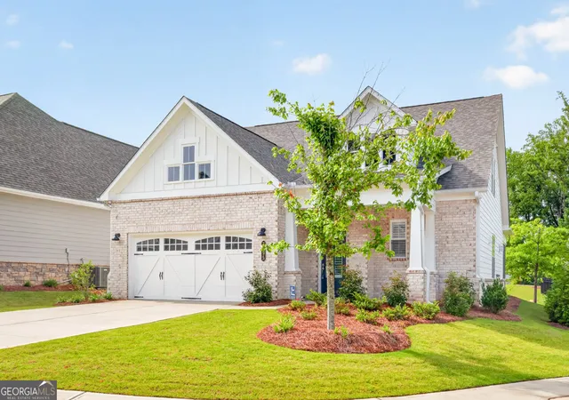 Photo 3 of Single family home for sale at 7395 Winderlea Ln, Cumming, GA 30040 | MLS# 10792938 | Listing updated on 2026-09-18
