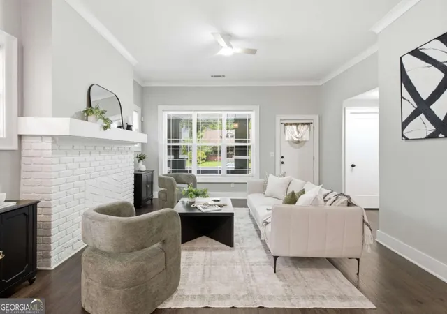 Photo 4 of Single family home for sale at 458 W Ontario Ave SW, Atlanta, GA 30310 | MLS# 10807101 | Listing updated on 2026-09-12