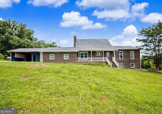 Photo 1 of Single family home for sale at 1605 Shackelford Rd, Griffin, GA 30224 | MLS# 10790340 | Listing updated on 2026-09-20