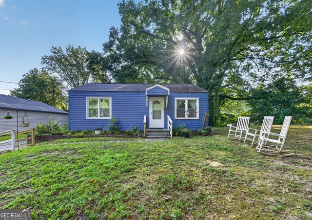Photo 1 of Single family home for sale at 504 N Pond St, Toccoa, GA 30577 | MLS# 10836106 | Listing updated on 2026-09-14