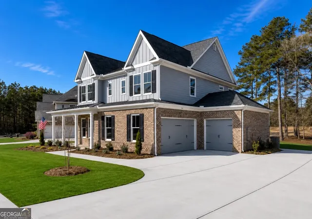 Photo 2 of Sale Pending at 402 Manchester Ln, Villa Rica, GA 30180 | MLS# 10719972 | Listing updated on 2026-09-06