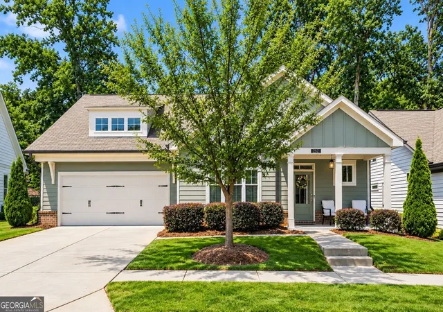 Photo 1 of Single family home for sale at 252 Saratoga Dr, Acworth, GA 30102 | MLS# 10836927 | Listing updated on 2026-10-25