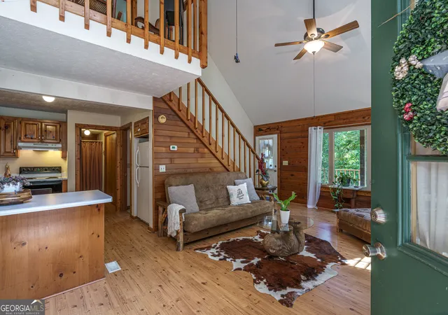 Photo 3 of Single family home for sale at 525 Beaver Ridge Road, Murphy, NC 28906 | MLS# 10827595 | Listing updated on 2026-09-26