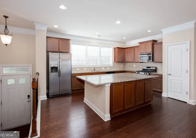 Photo 4 of Townhouse for sale at 3886 High Dove Way SW, Smyrna, GA 30082 | MLS# 10801231 | Listing updated on 2026-09-15