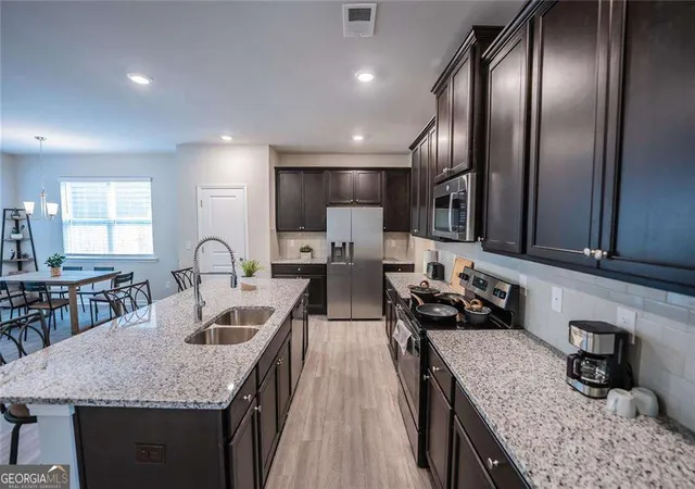 5th image of 454 Burgundy Ter Se, Atlanta, GA 30354 | MLS# 10775918