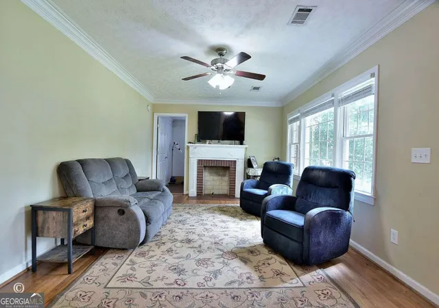 Photo 3 of Single family home for sale at 1543 39th St, Columbus, GA 31904 | MLS# 10823218 | Listing updated on 2026-08-27
