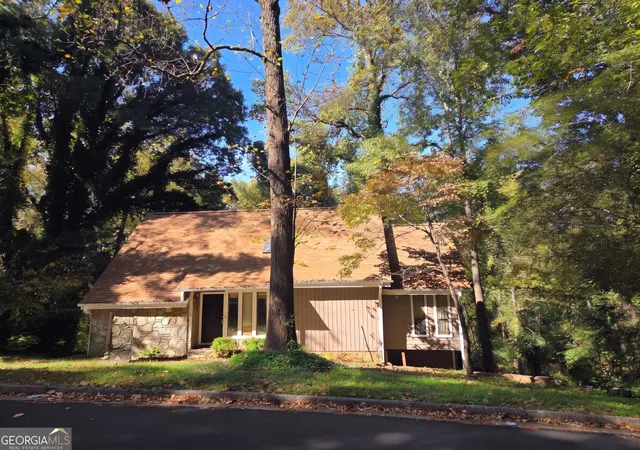 Photo 1 of Single family home for sale at 6942 Springwood Dr, Douglasville, GA 30135 | MLS# 10879807 | Listing updated on 2026-10-27
