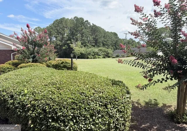 Photo 3 of Single family home for sale at 142 Lakewood Dr, Blakely, GA 39823 | MLS# 10798265 | Listing updated on 2026-07-20