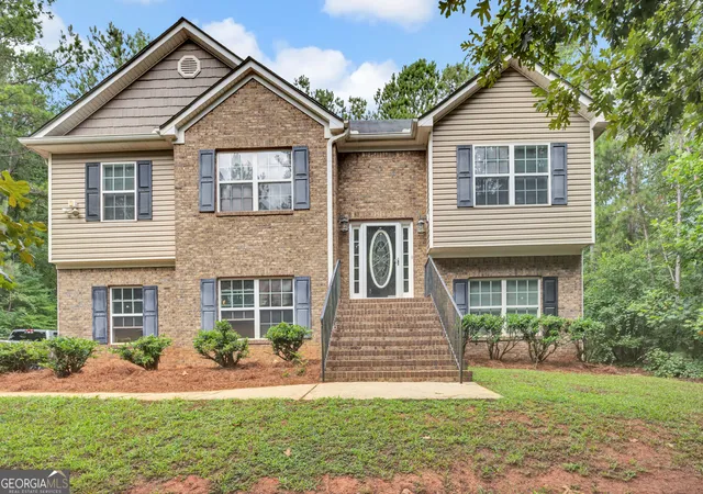 1st image of 200 Cedar Rd, Covington, GA 30016 | MLS# 10814977