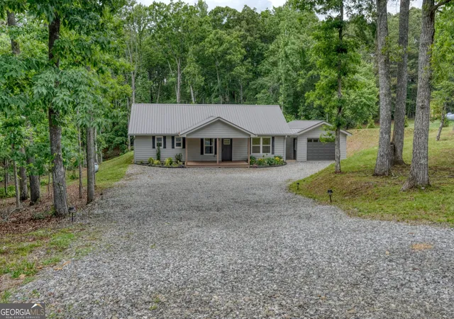Photo 3 of Sale Pending at 35 Prospect Rd, Blairsville, GA 30512 | MLS# 10771116 | Listing updated on 2026-08-10