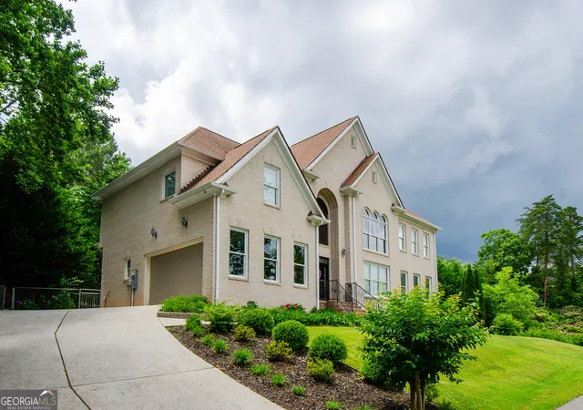 2nd image of 2120 Shaffer Rd, Cumming, GA 30041 | MLS# 10800388