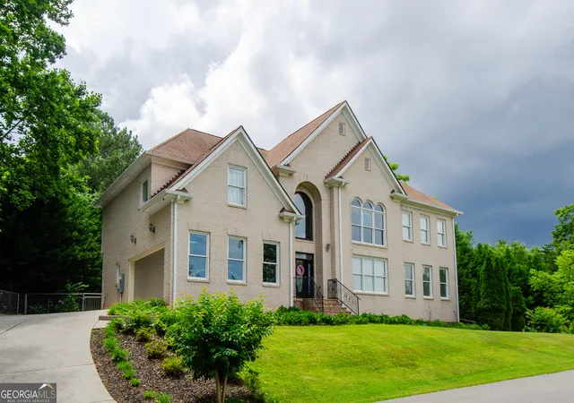 3rd image of 2120 Shaffer Rd, Cumming, GA 30041 | MLS# 10800388