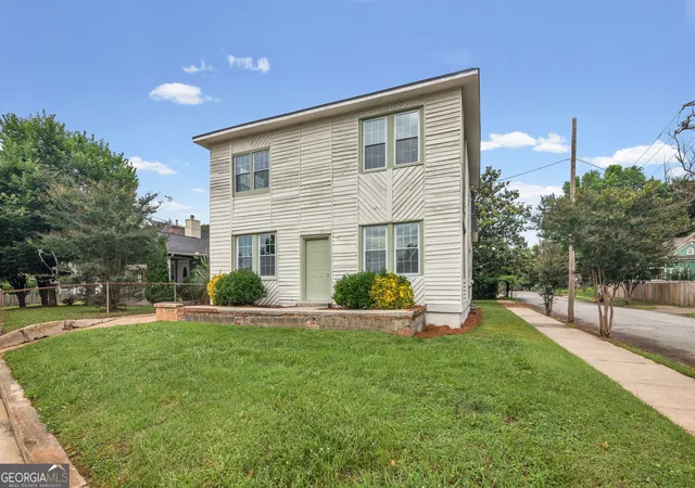 2nd image of 3097 E Point St, Atlanta, GA 30344 | MLS# 10785691