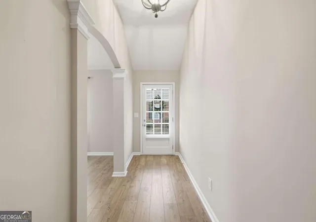 Listing Photo 4 - Condo for sale in building located at 102 Courtyard Ln, Woodstock, GA 30189
