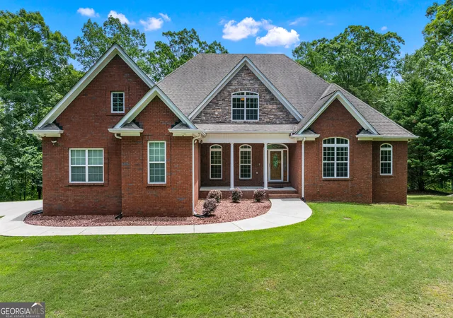 Photo 2 of Single family home for sale at 6020 Cochran Ml Rd, Chattahoochee Hills, GA 30268 | MLS# 10710210 | Listing updated on 2026-09-04