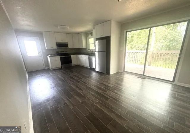 Photo 3 of Single family home for sale at 220 Hurst Pt, Atlanta, GA 30349 | MLS# 10834734 | Listing updated on 2026-09-10