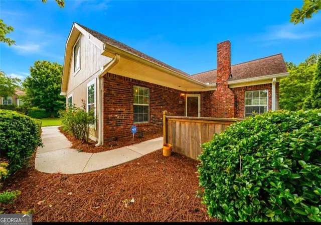 Photo 3 of Condo for sale at 1843 Kolb Farm Cir Sw, Marietta, GA 30008 | MLS# 10828590 | Listing updated on 2026-09-17
