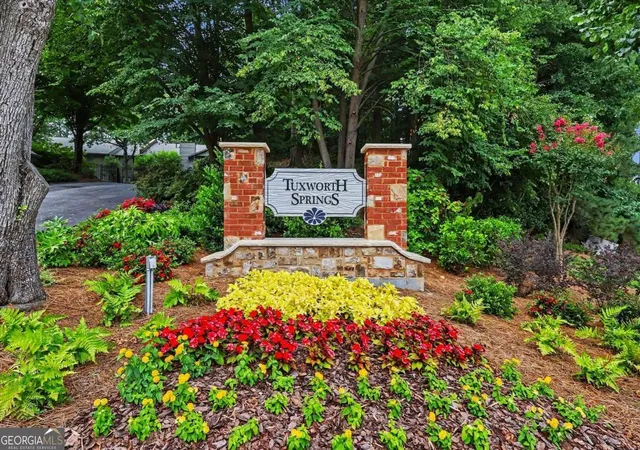 2nd image of 413 Tuxworth Cir, Decatur, GA 30033 | MLS# 10798379