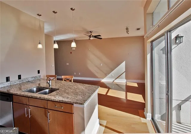 3rd image of 2630 Talley St #427, Decatur, GA 30030 | MLS# 10818777
