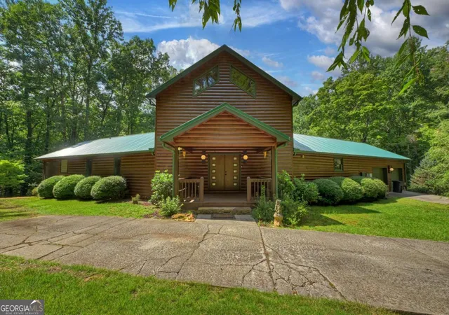 Photo 1 of Mansion for sale at 20 Bear Trl, Ellijay, GA 30540 | MLS# 10826504 | Listing updated on 2026-08-28