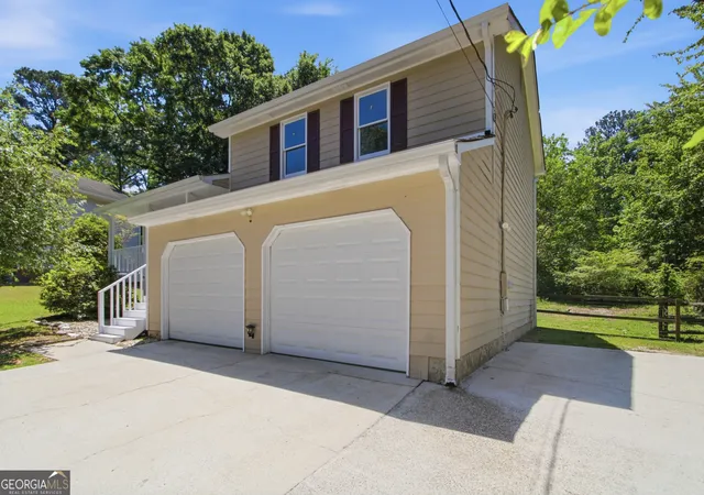 Photo 2 of Single family home for sale at 79 Cross Creek Ct, Villa Rica, GA 30180 | MLS# 10761799 | Listing updated on 2026-09-13