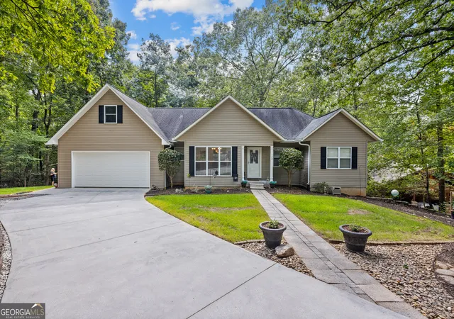 Homes for sale in Westminster, SC | 120 Warpaint Ln, Westminster, SC 29693 | MLS# 10599477