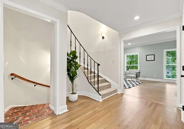 4th image of 423 Jefferson Cir, Sandy Springs, GA 30328 | MLS# 10805933