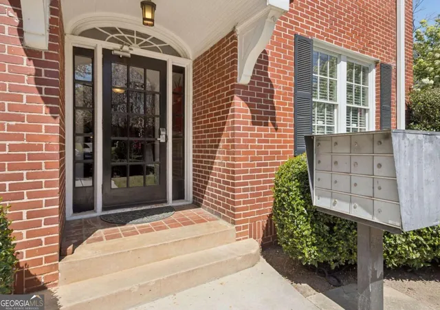 Photo 2 of Condo for sale at 824 Greenwood Ave Ne #3, Atlanta, GA 30306 | MLS# 10718171 | Listing updated on 2026-08-30