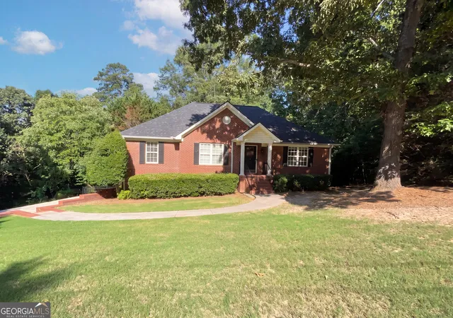 2nd image of 144 Mims Dr, Calhoun, GA 30701 | MLS# 10797288