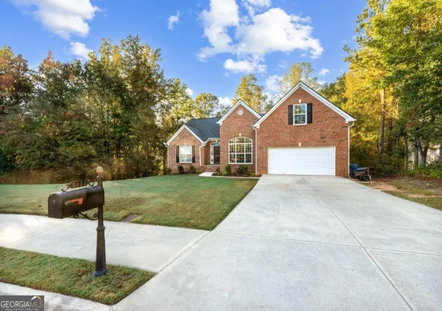 Photo 1 of Single family home for sale at 2422 Snowshoe Bnd, Bethlehem, GA 30620 | MLS# 10625494 | Listing updated on 2026-09-14