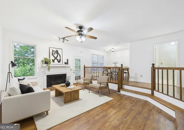 Listing Photo 4 - Condo for sale in building located at 1111 Cannongate Xing SW, Marietta, GA 30064