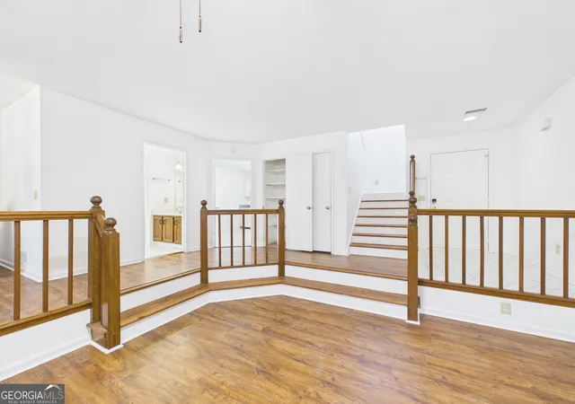 Listing Photo 5 - Condo for sale in building located at 1111 Cannongate Xing SW, Marietta, GA 30064