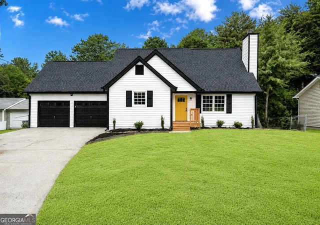 1st image of 1992 Red Rose Ln, Loganville, GA 30052 | MLS# 10818979