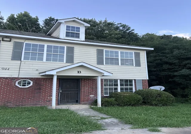 Photo 1 of Townhouse for sale at 944 Old Mill Pt #B, Monroe, GA 30655 | MLS# 10817121 | Listing updated on 2026-09-16