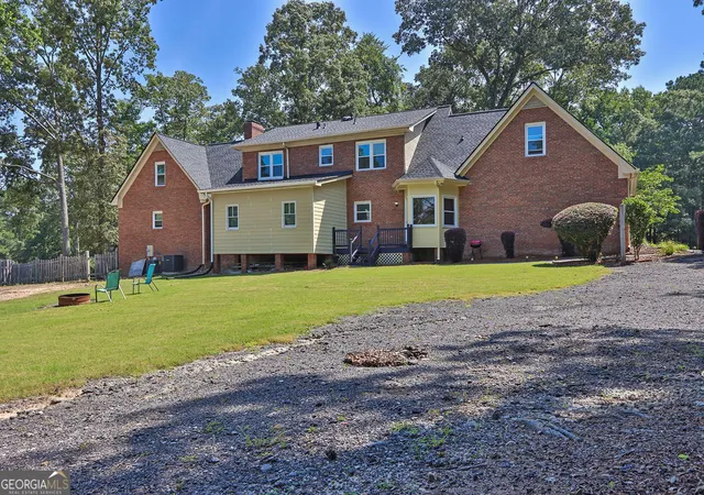 2nd image of 3765 Cannonwolde Dr, Snellville, GA 30039 | MLS# 10817538