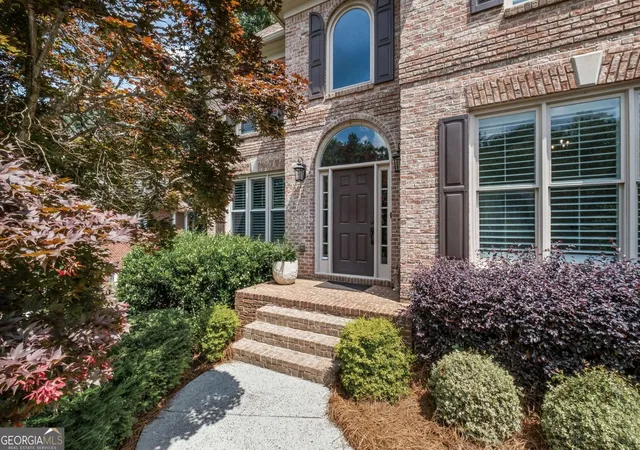 3rd image of 3085 Walnut Creek Dr, Alpharetta, GA 30005 | MLS# 10784939